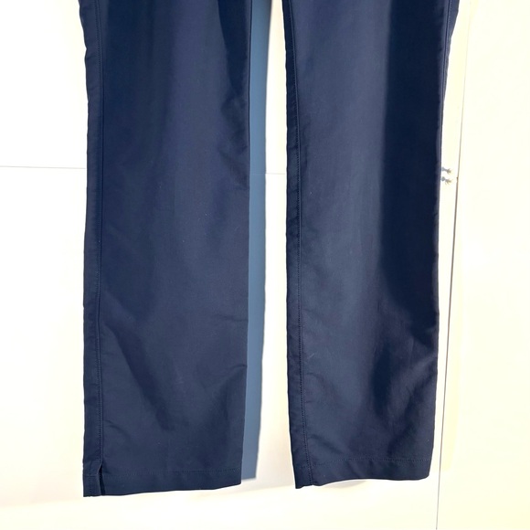 Under Armour Men's Dark Blue golf pants, Sz 34, great condition. - Picture 3 of 9